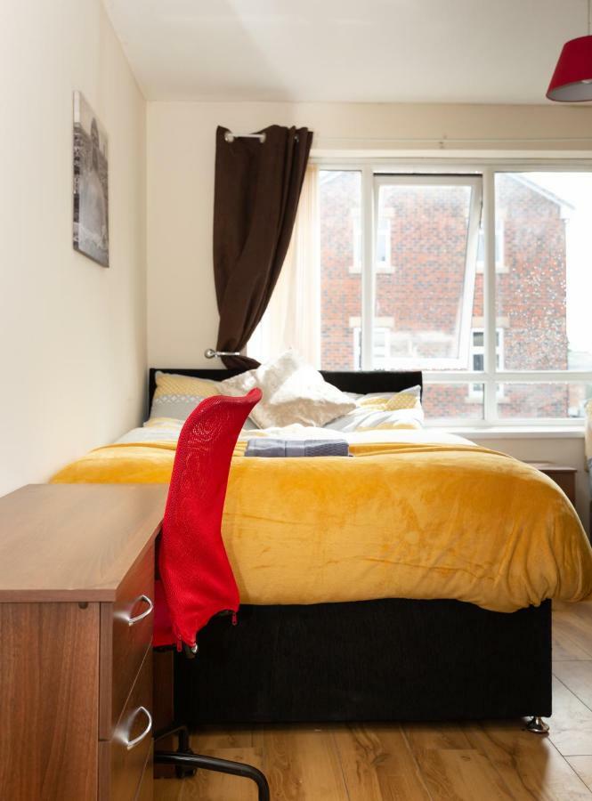 Newcastle City Studio Apartments Екстер'єр фото