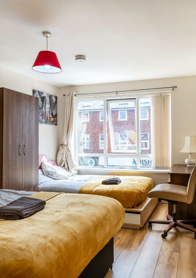 Newcastle City Studio Apartments Екстер'єр фото
