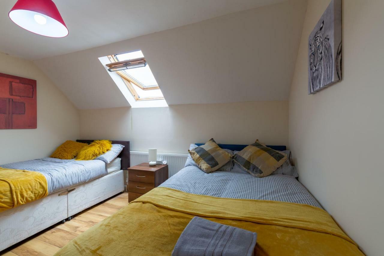 Newcastle City Studio Apartments Екстер'єр фото