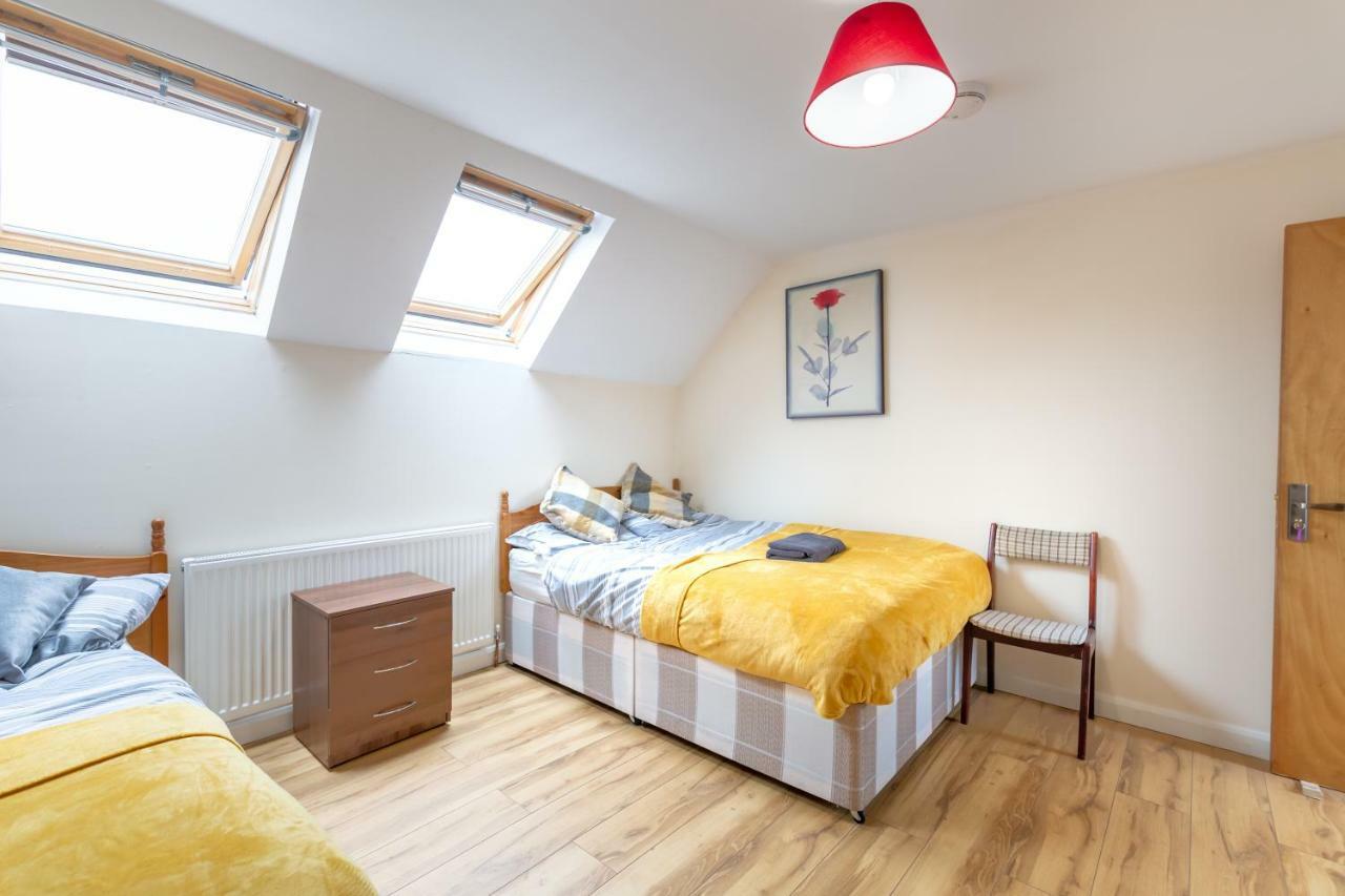 Newcastle City Studio Apartments Екстер'єр фото